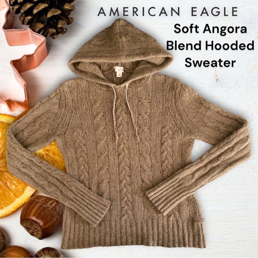 Soft Cozy American Eagle Wool Angora Blend   Hooded Cable Knit Sweater